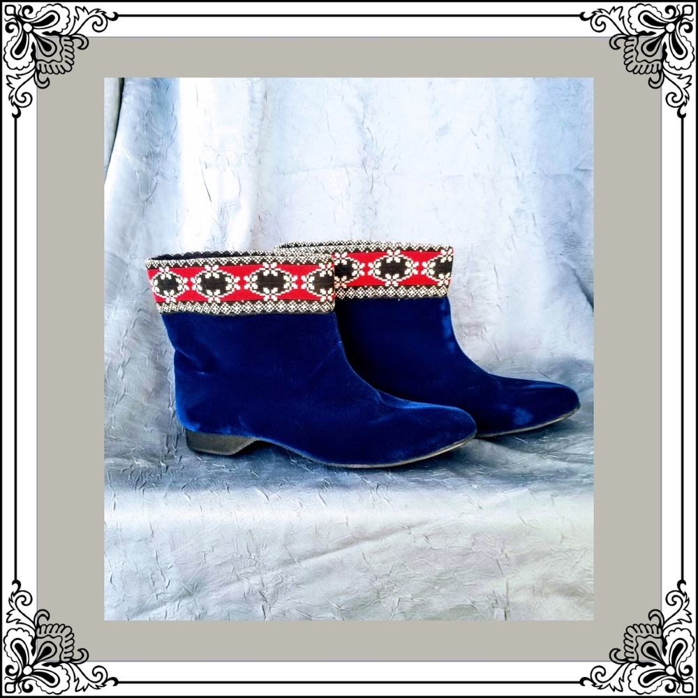 VINTAGE MOD WINTER BOOTIES